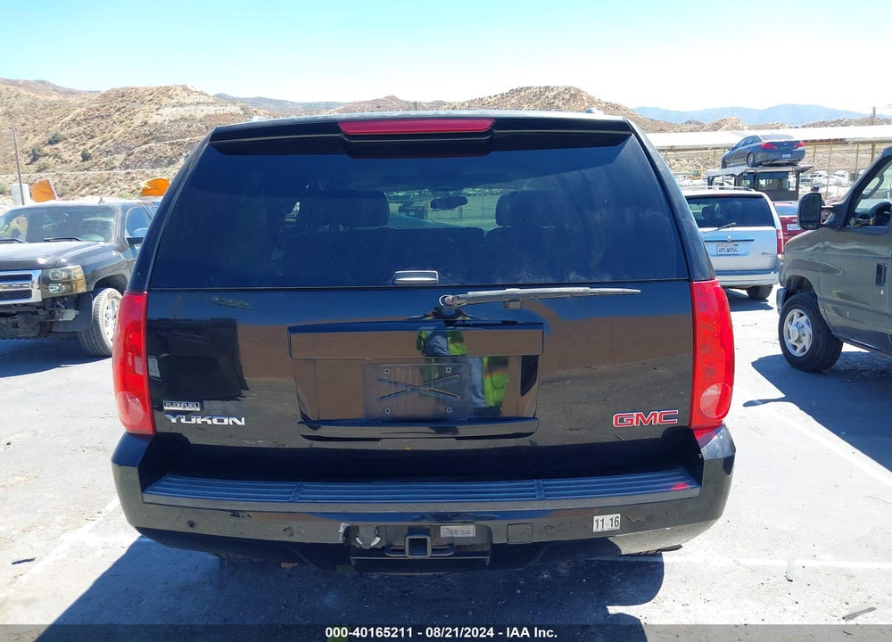 2008 GMC YUKON SLT VIN: 1GKFK13018R137613