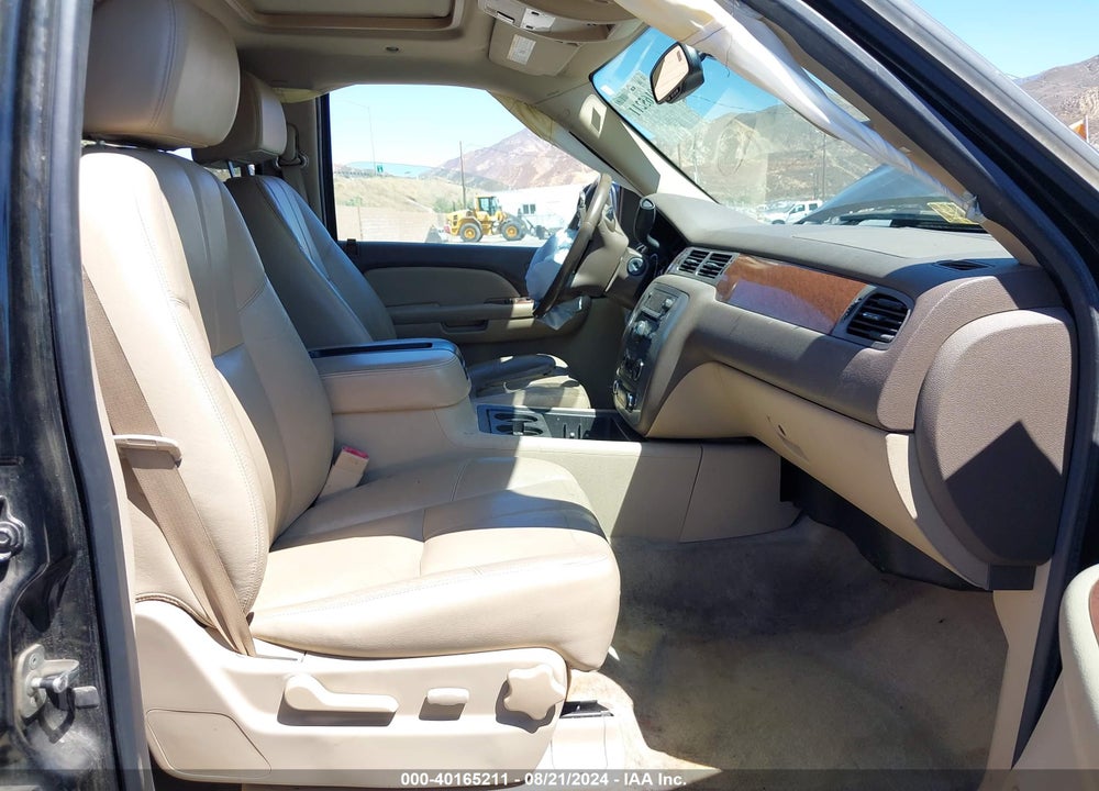 2008 GMC YUKON SLT VIN: 1GKFK13018R137613