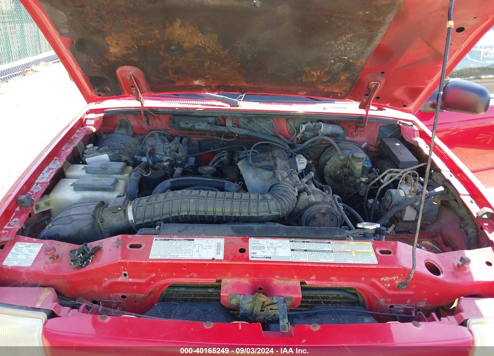 2000 FORD RANGER XLT VIN: 1FTZR15X9YTB20110