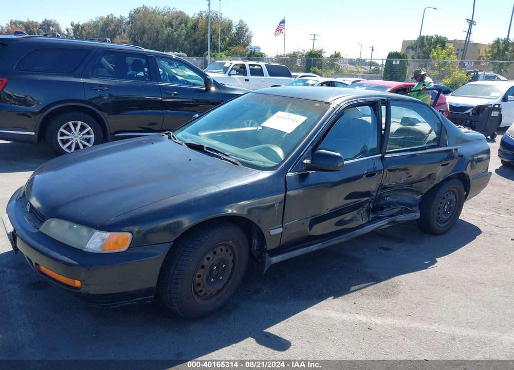 1996 HONDA ACCORD LX/EX VIN: 1HGCD5631TA206959