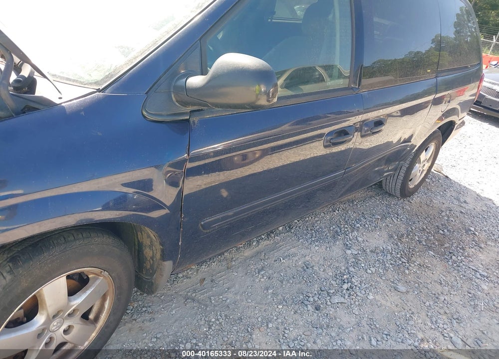 2005 DODGE GRAND CARAVAN SXT VIN: 2D4GP44L95R172436