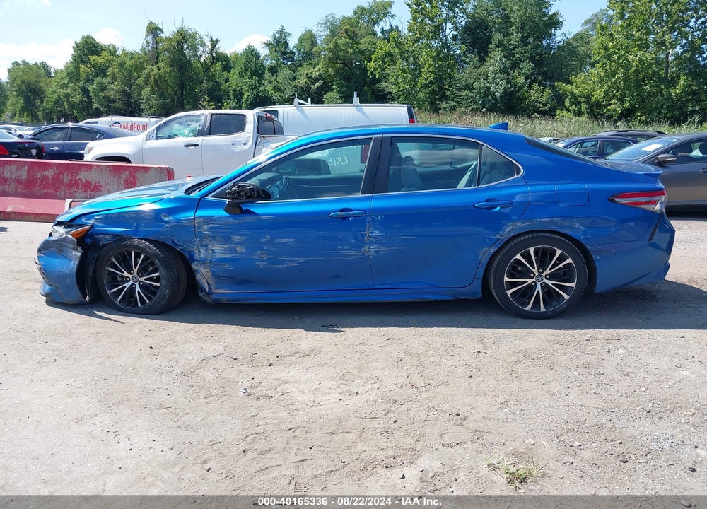 2019 TOYOTA CAMRY SE VIN: 4T1B11HK2KU217056