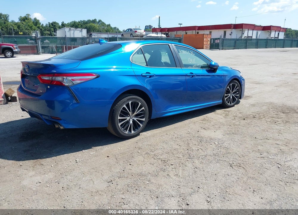 2019 TOYOTA CAMRY SE VIN: 4T1B11HK2KU217056