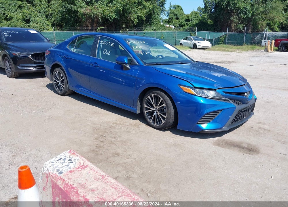2019 TOYOTA CAMRY SE VIN: 4T1B11HK2KU217056