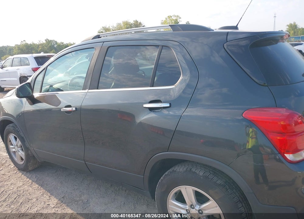 2018 CHEVROLET TRAX LT VIN: 3GNCJPSB5JL285212