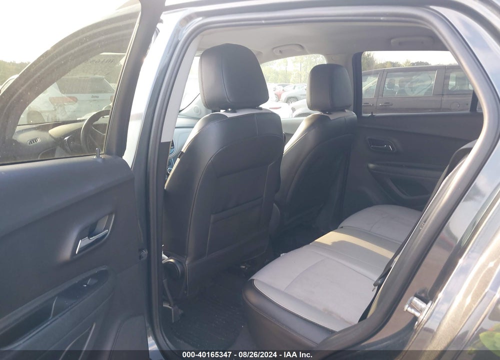 2018 CHEVROLET TRAX LT VIN: 3GNCJPSB5JL285212