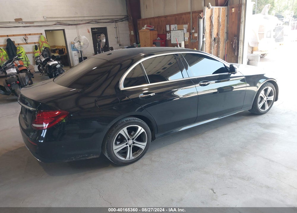 2017 MERCEDES-BENZ E 300 VIN: WDDZF4KB0HA175131