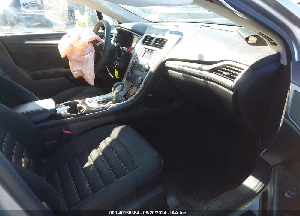 2015 FORD FUSION SE VIN: 3FA6P0H7XFR229436
