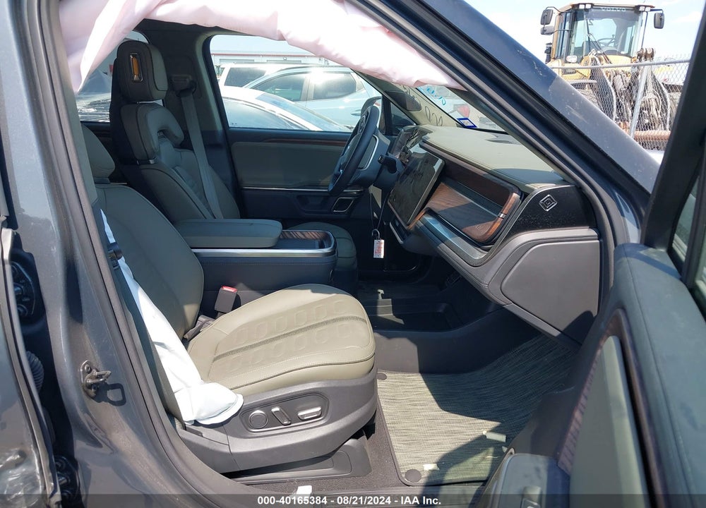 2023 RIVIAN R1T ADVENTURE/ADVENTURE DUAL MOTOR LARGE PACK/ADVENTURE DUAL MOTOR MAX PACK VIN: 7FCTGBAA6PN029845