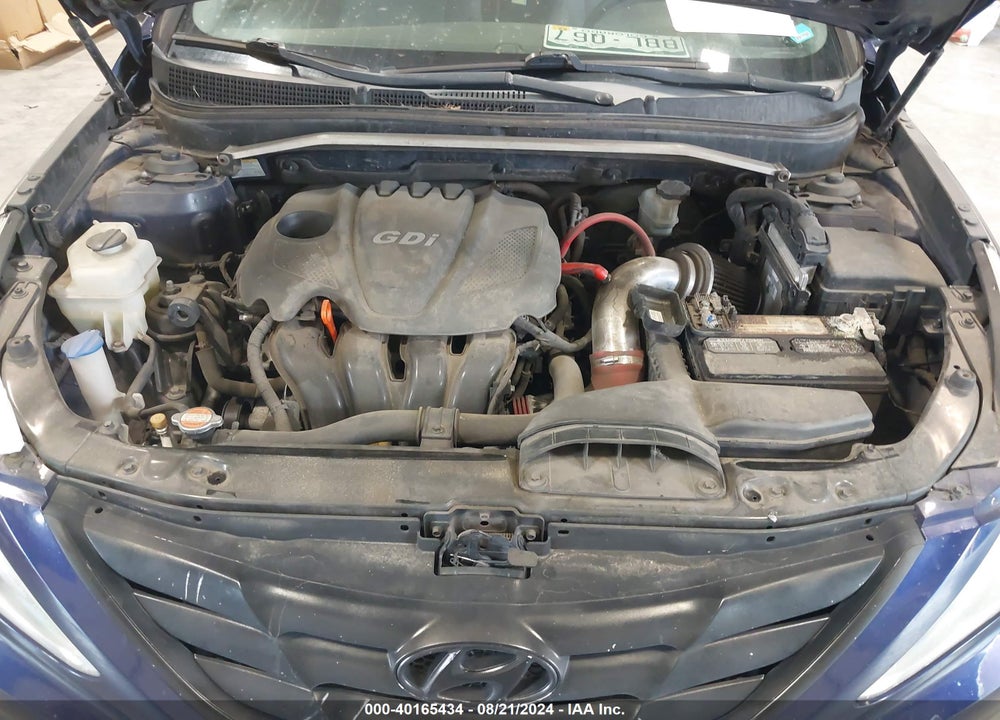 2011 HYUNDAI SONATA SE VIN: 5NPEC4AC2BH228584