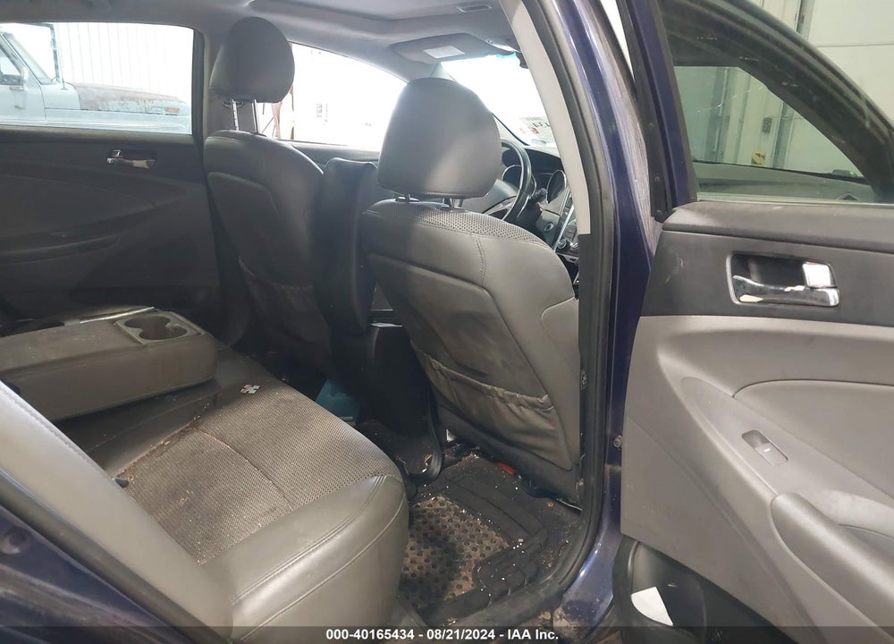 2011 HYUNDAI SONATA SE VIN: 5NPEC4AC2BH228584