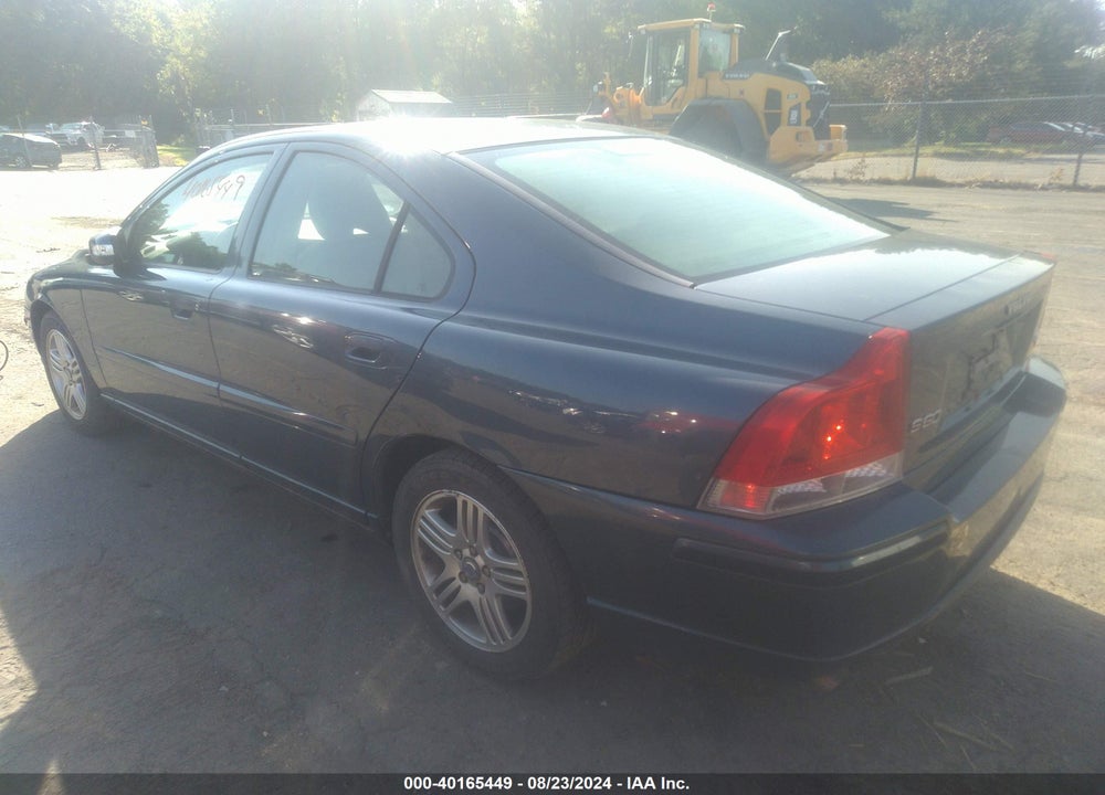 2007 VOLVO S60 2.5T VIN: YV1RS592372612625