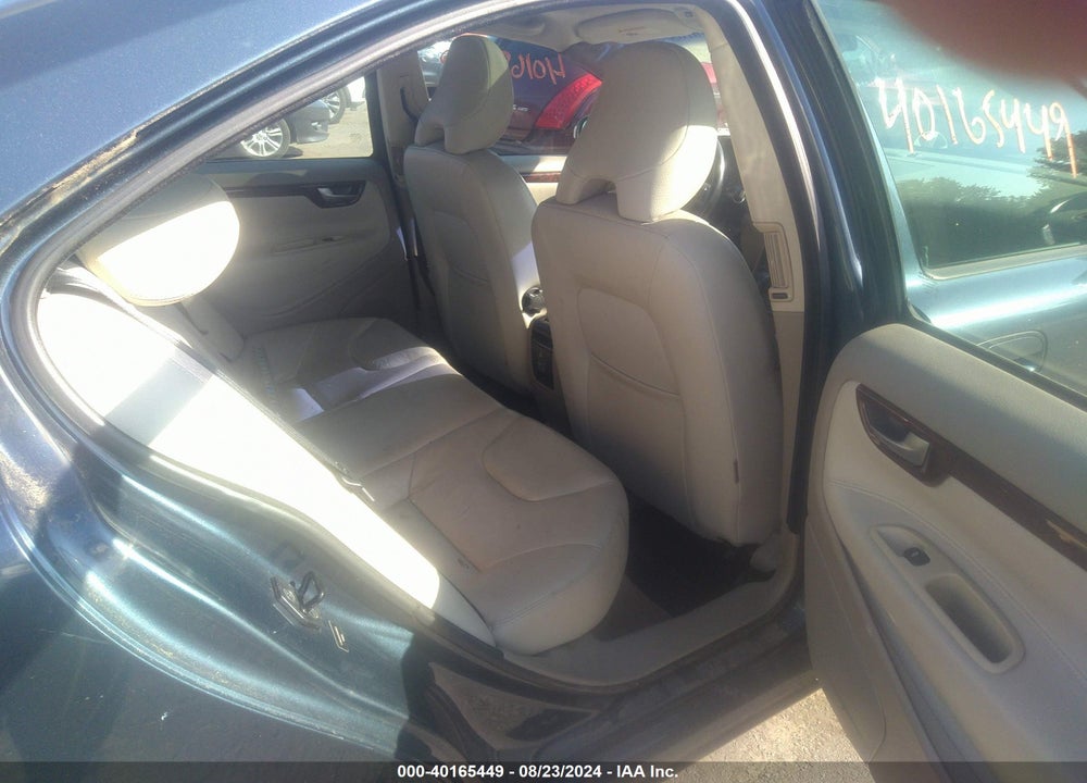2007 VOLVO S60 2.5T VIN: YV1RS592372612625