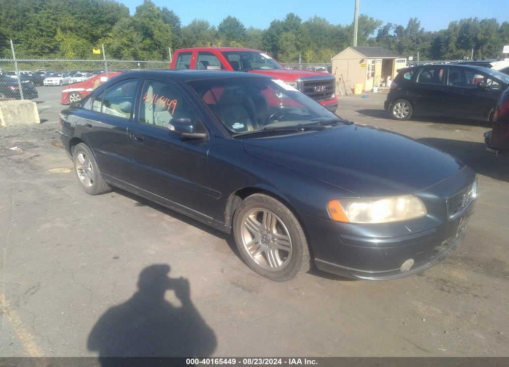2007 VOLVO S60 2.5T VIN: YV1RS592372612625