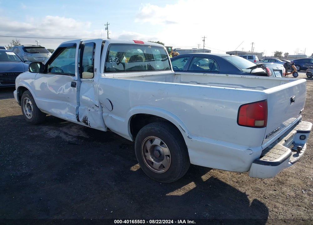 2001 GMC SONOMA VIN: 1GTCS195X18246083