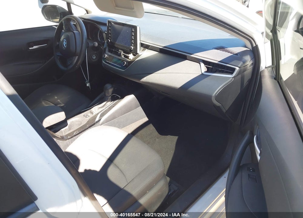 2020 TOYOTA COROLLA LE VIN: 5YFEPRAE8LP106285