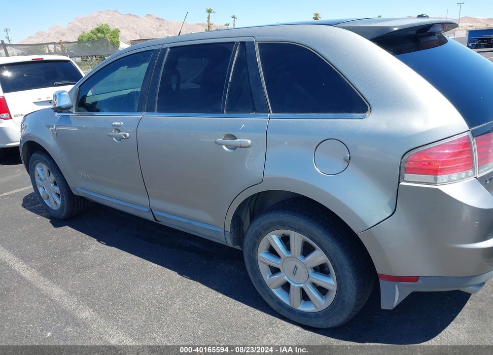 2008 LINCOLN MKX VIN: 2LMDU88C78BJ18432