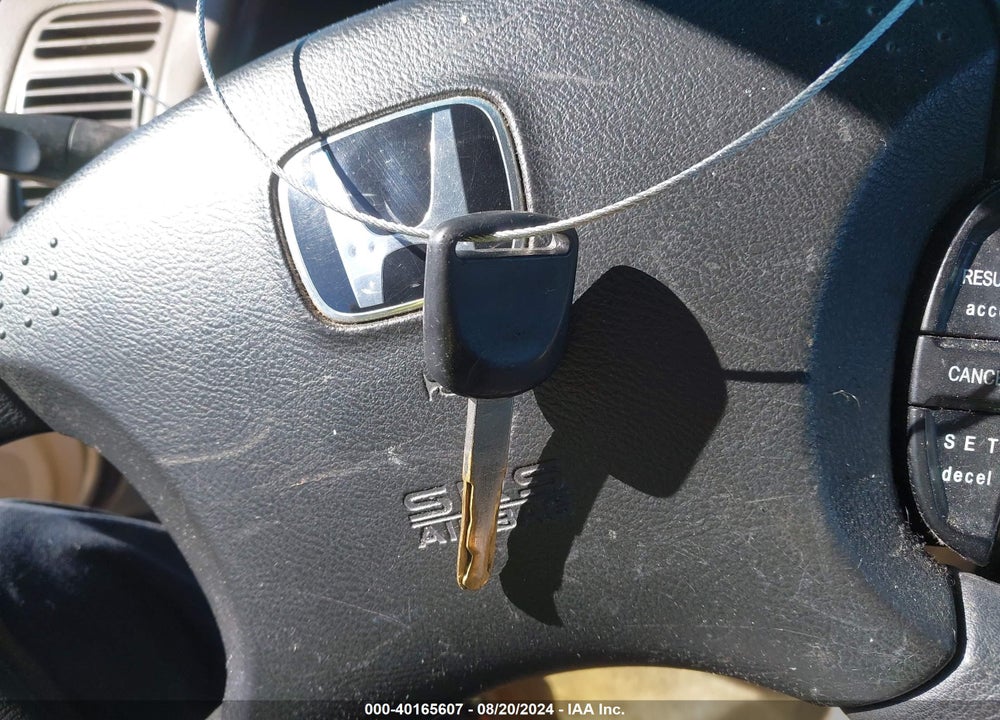 2004 HONDA CIVIC LX VIN: 2HGES16584H620882