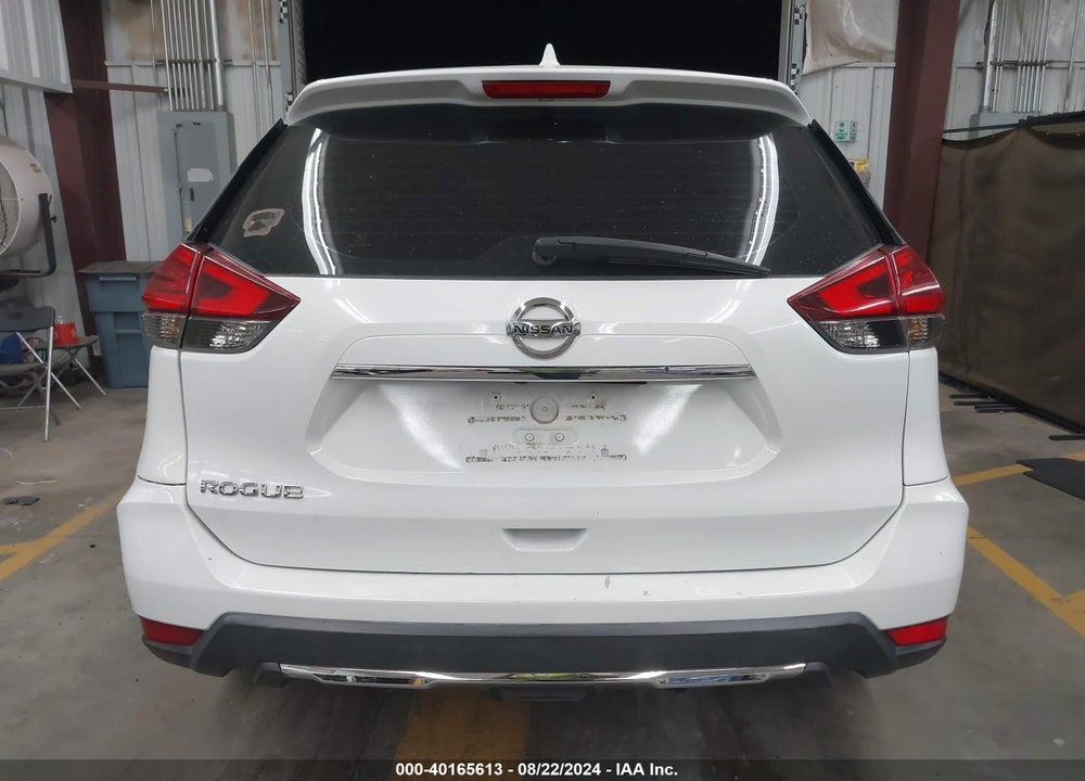 2017 NISSAN ROGUE S VIN: 5N1AT2MT3HC743687