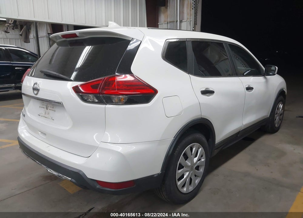 2017 NISSAN ROGUE S VIN: 5N1AT2MT3HC743687