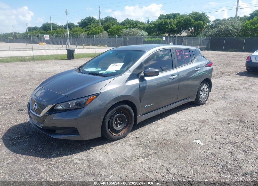 2018 NISSAN LEAF S VIN: 1N4AZ1CP6JC302004