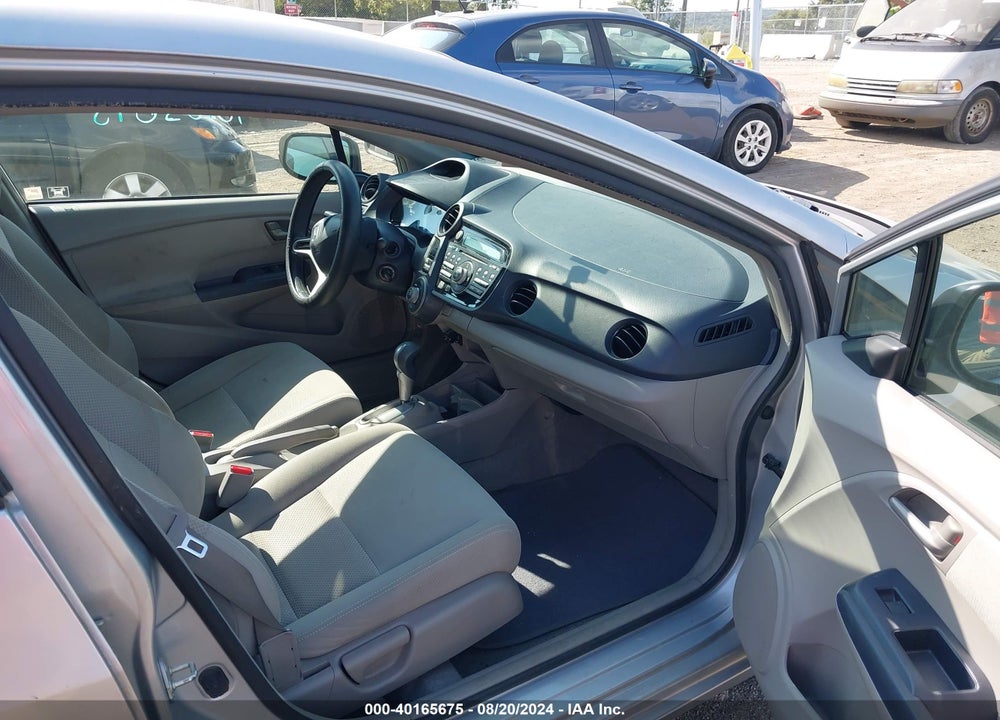 2010 HONDA INSIGHT LX VIN: JHMZE2H50AS042371