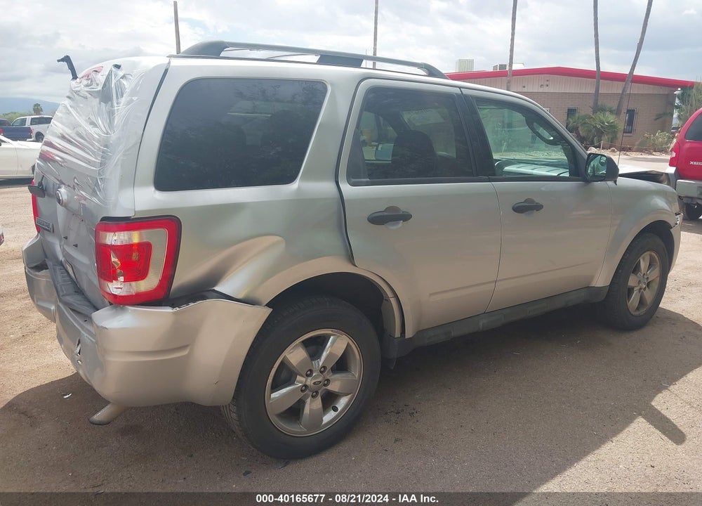 2010 FORD ESCAPE XLT VIN: 1FMCU9DGXAKC76202