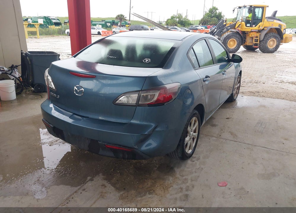 2011 MAZDA 3 I TOURING VIN: JM1BL1VG1B1400805