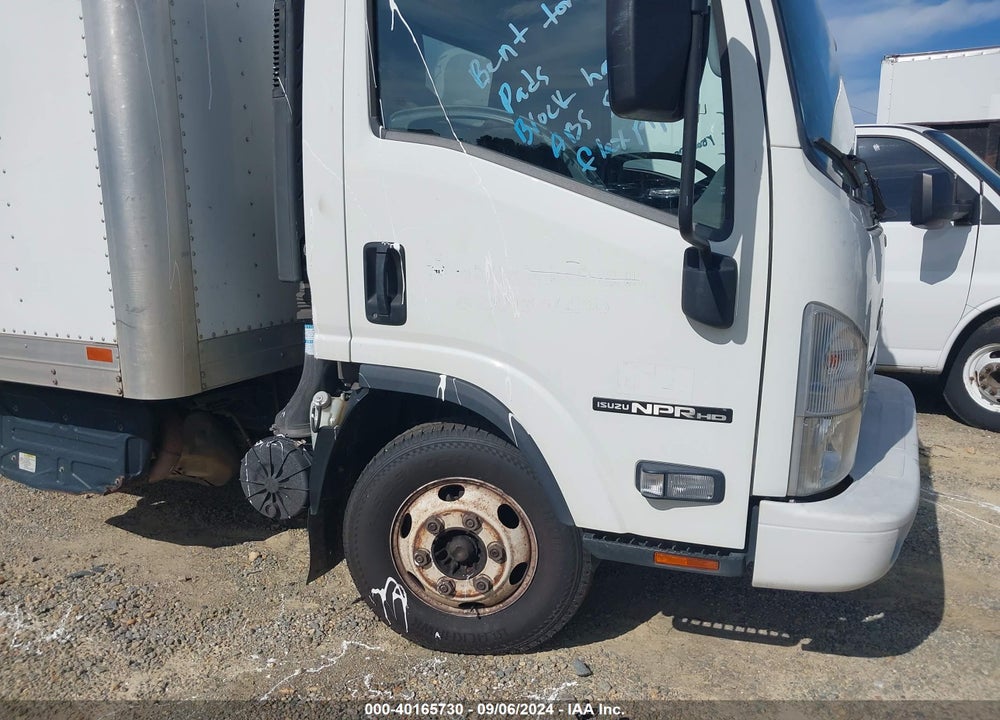 2017 ISUZU NPR HD DSL REG AT VIN: JALC4W169H7000409