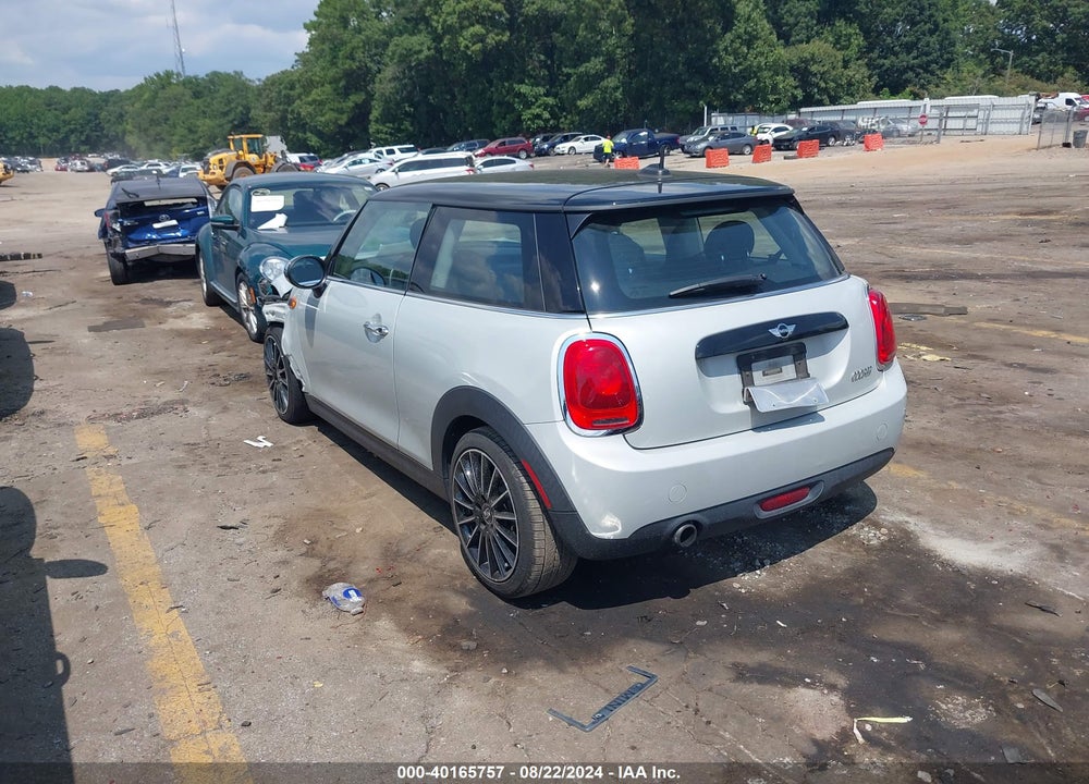 2016 MINI HARDTOP COOPER VIN: WMWXP5C54G3B14851