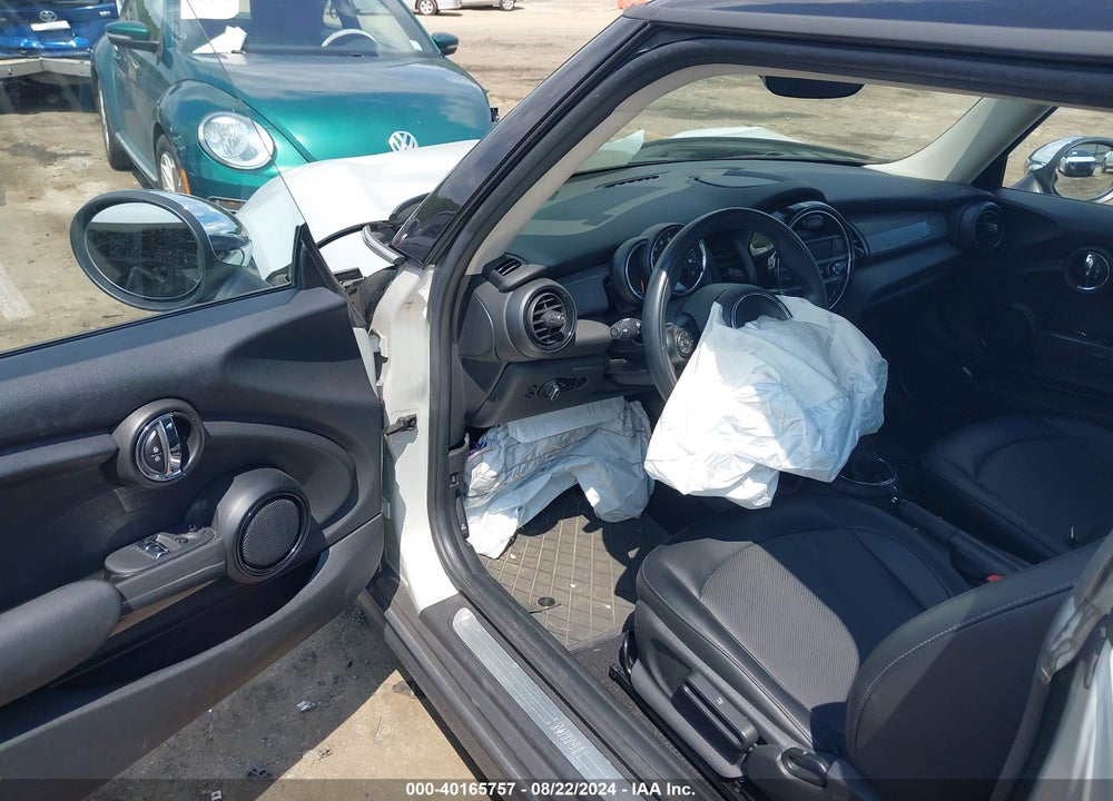 2016 MINI HARDTOP COOPER VIN: WMWXP5C54G3B14851