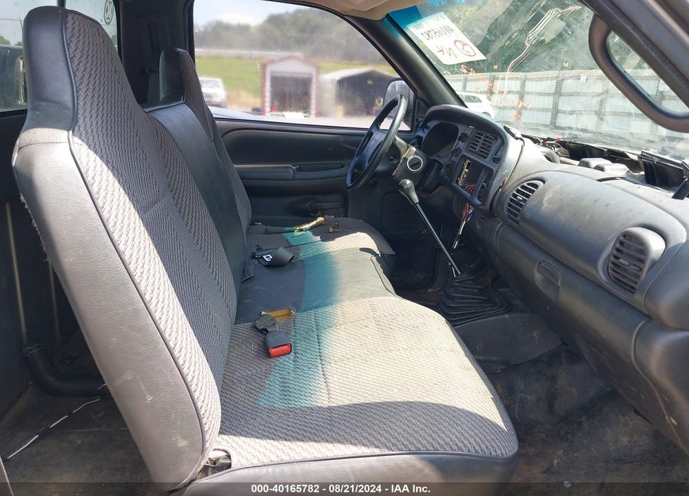1998 DODGE RAM 1500 VIN: 1B7HC16XXWS666560