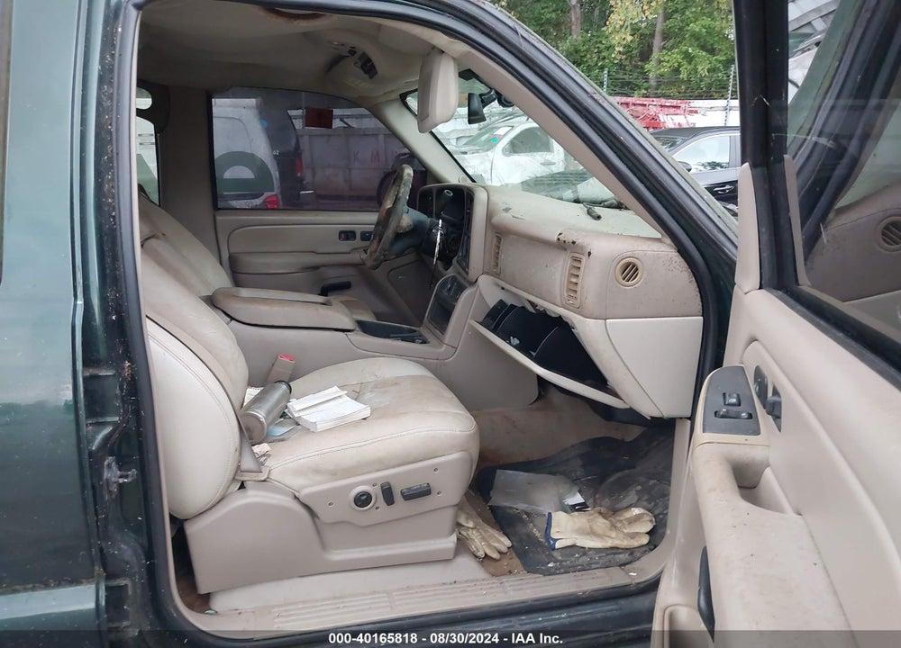 2004 CHEVROLET TAHOE Z71 VIN: 1GNEK13Z34R100909
