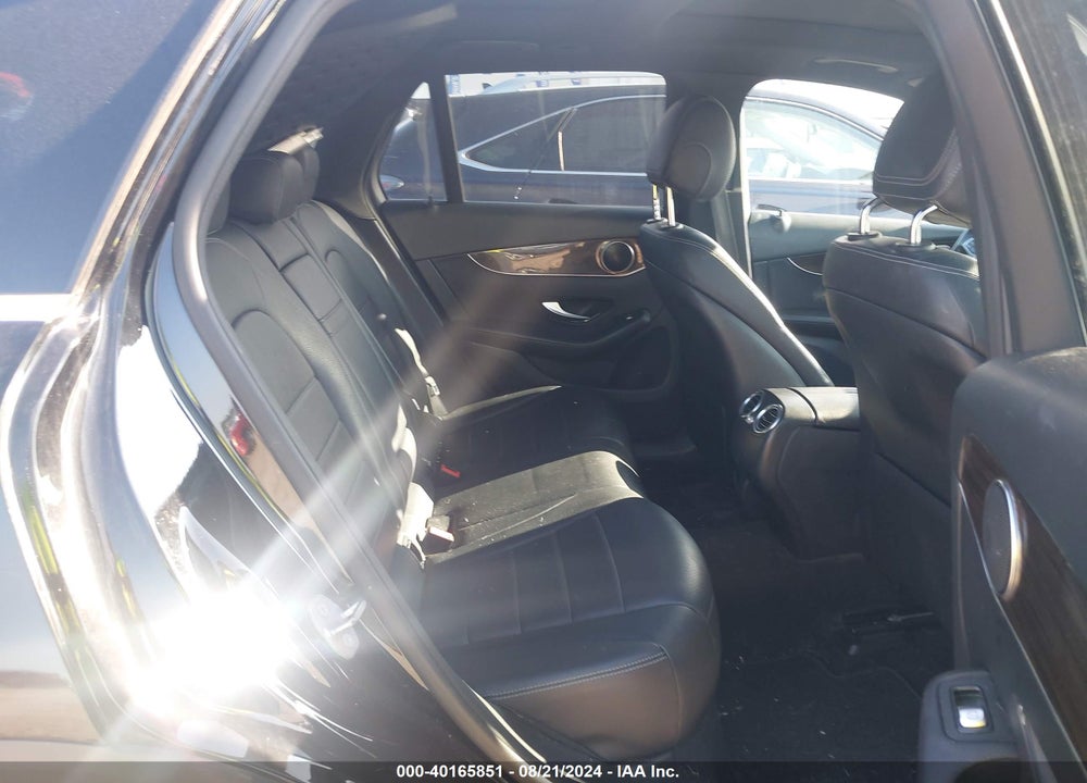 2019 MERCEDES-BENZ GLC 300 VIN: WDC0G4JB3KV118739
