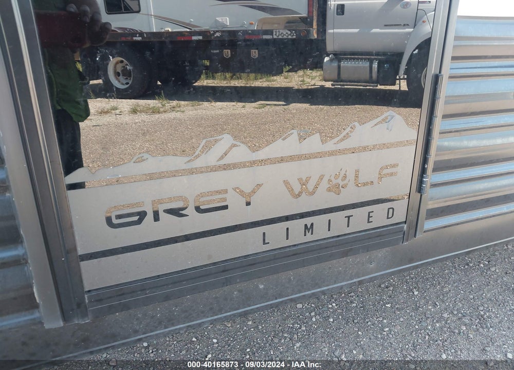 2022 FOREST RIVER CHEROKEE GREY WOLF VIN: 4X4TCKB21NK078291