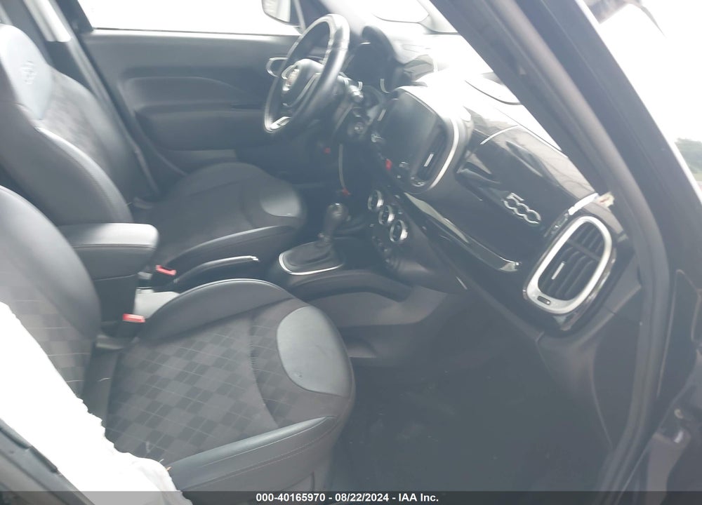 2019 FIAT 500L POP VIN: ZFBNFAAH4KZ042395