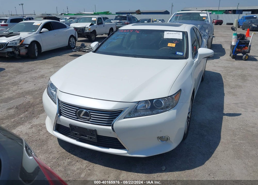 2014 LEXUS ES 350 VIN: JTHBK1GG4E2144575
