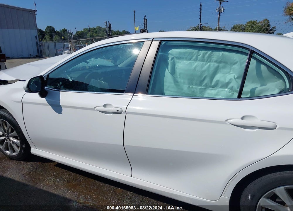 2020 TOYOTA CAMRY LE VIN: 4T1C11AKXLU944641