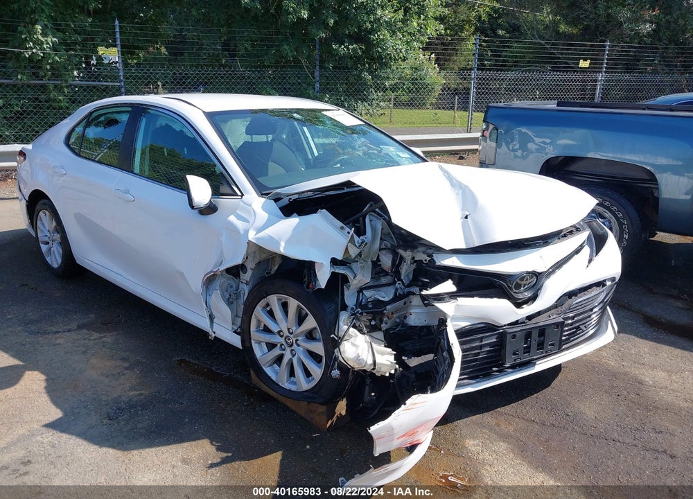 2020 TOYOTA CAMRY LE VIN: 4T1C11AKXLU944641