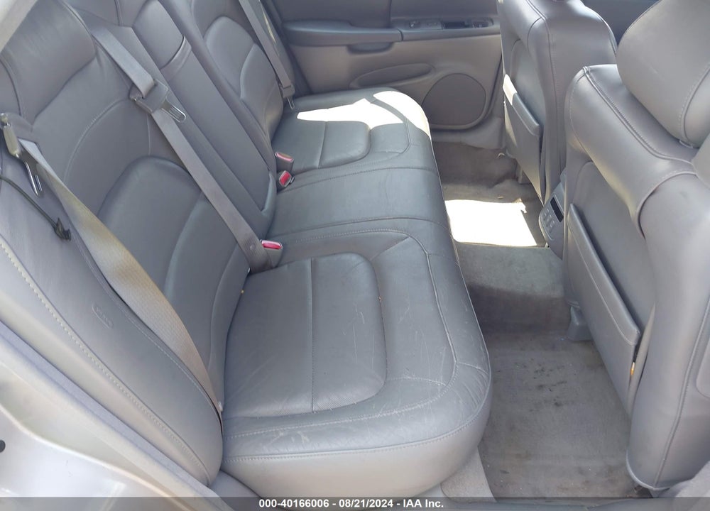 2005 CADILLAC DEVILLE DTS VIN: 1G6KF57945U179770