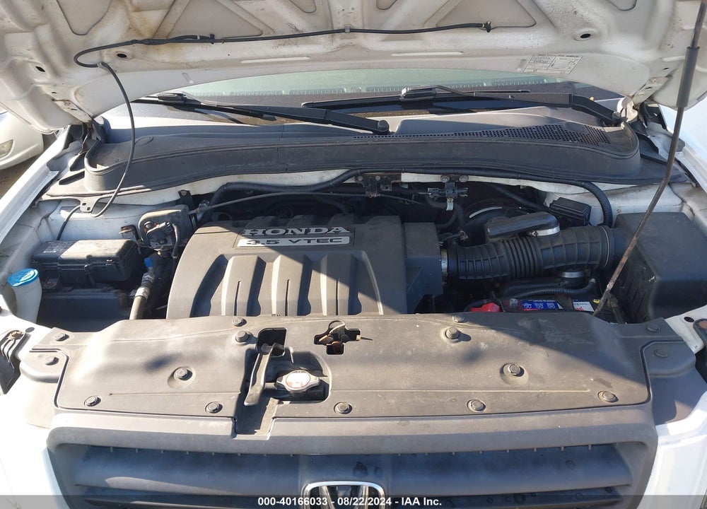 2005 HONDA PILOT EX-L VIN: 5FNYF185X5B057970