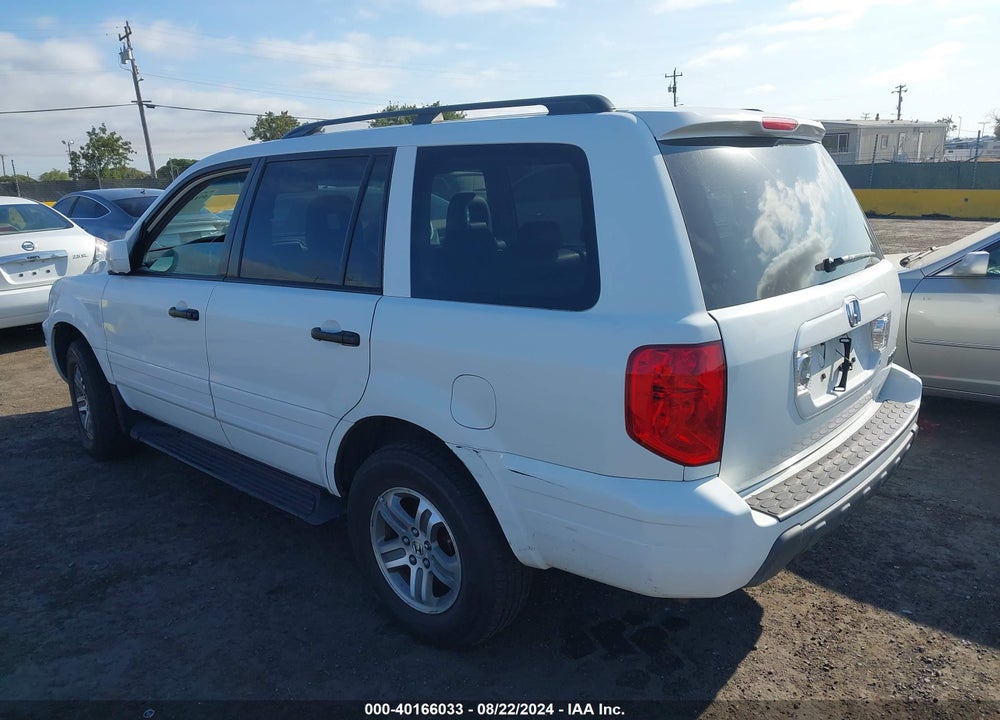 2005 HONDA PILOT EX-L VIN: 5FNYF185X5B057970