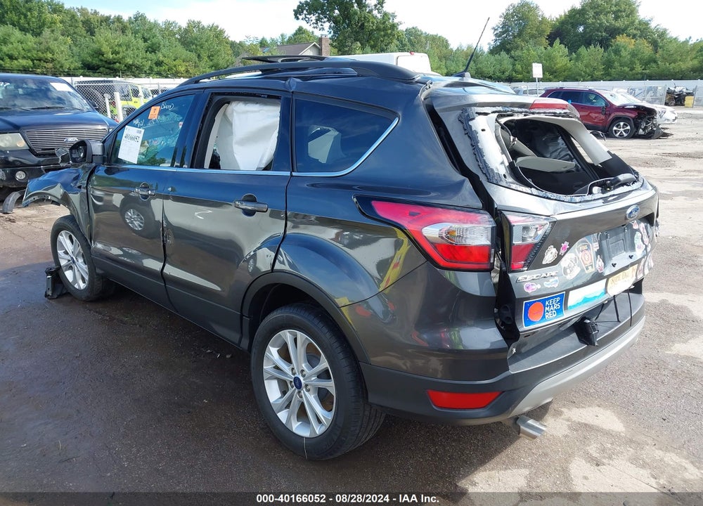 2018 FORD ESCAPE SE VIN: 1FMCU9GD0JUC90339