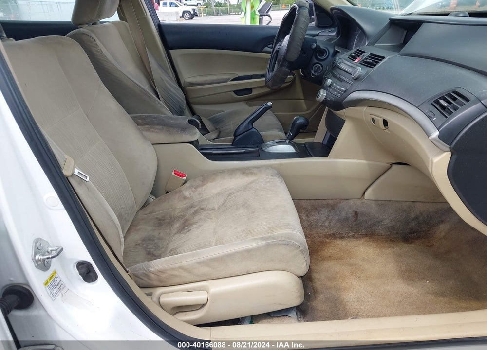 2011 HONDA ACCORD 2.4 LX VIN: 1HGCP2F33BA085937