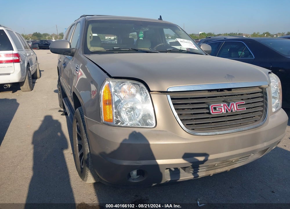 2007 GMC YUKON SLT VIN: 1GKFC13017R140927