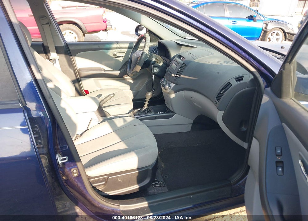 2010 HYUNDAI ELANTRA VIN: KMHDU4AD5AU047657