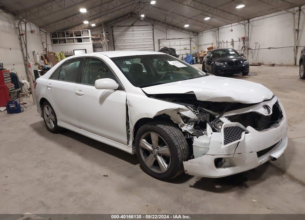 2011 TOYOTA CAMRY SE VIN: 4T1BF3EK1BU774302