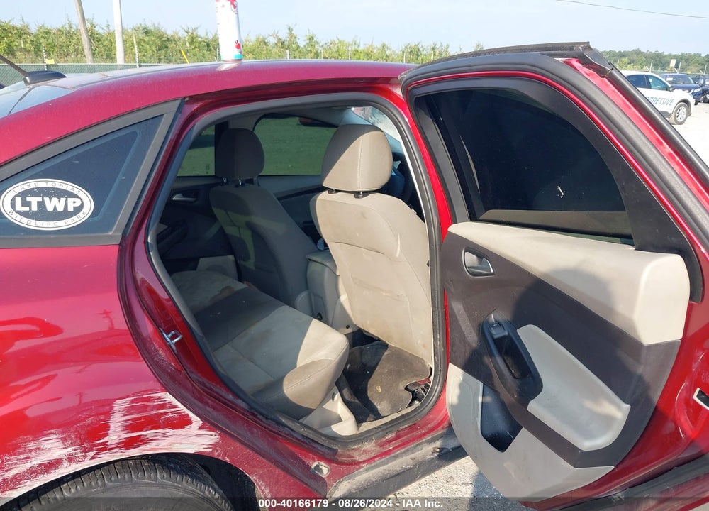 2014 FORD FOCUS SE VIN: 1FADP3F25EL305092