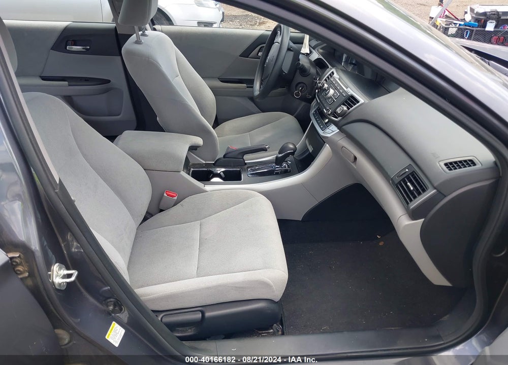 2013 HONDA ACCORD LX VIN: 1HGCR2F3XDA166883