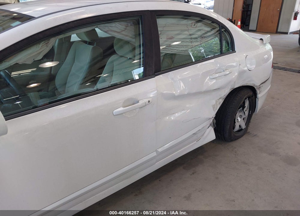 2008 HONDA CIVIC SDN LX VIN: 1HGFA16568L056195